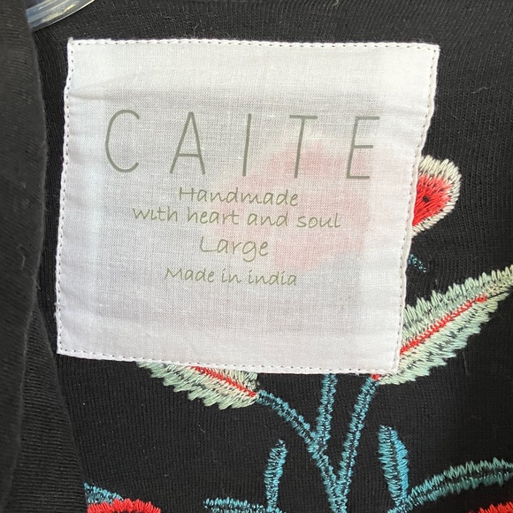 Embroidered Black Jacket - Picture 2 of 8